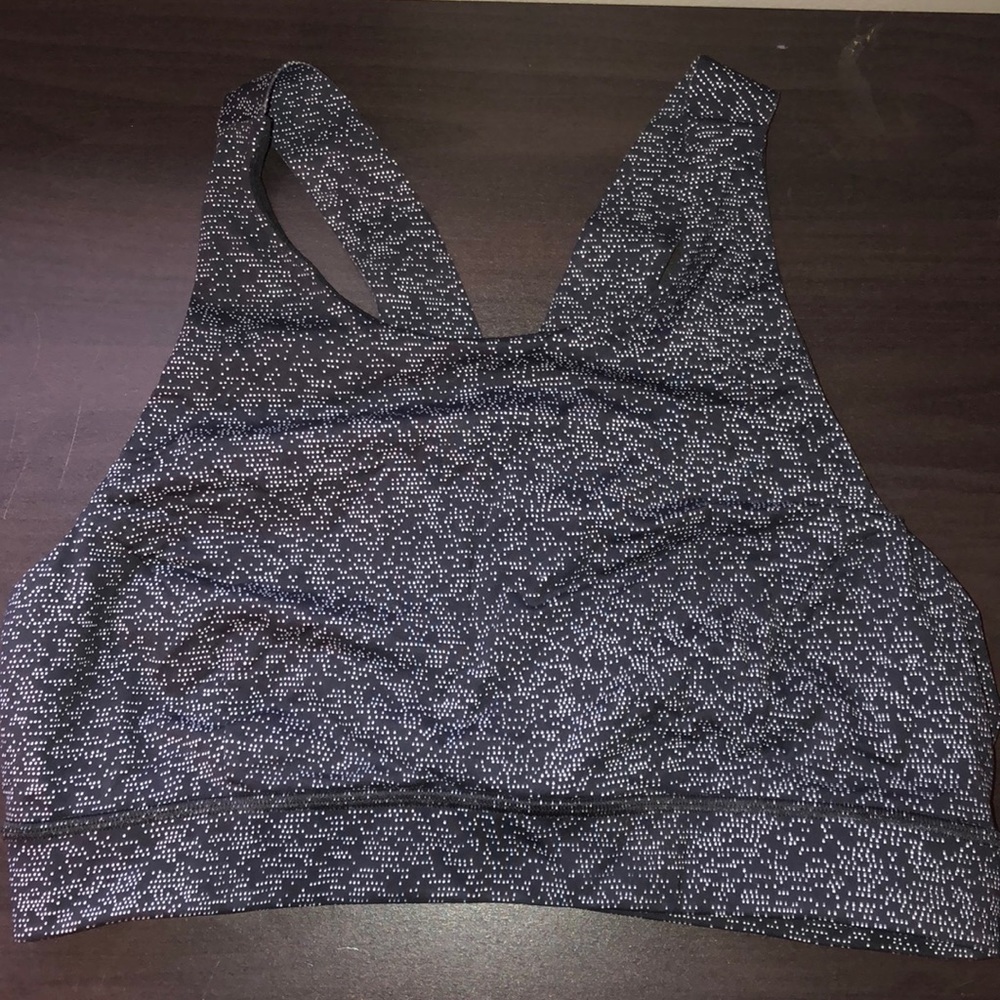 High neck lululemon sports bra